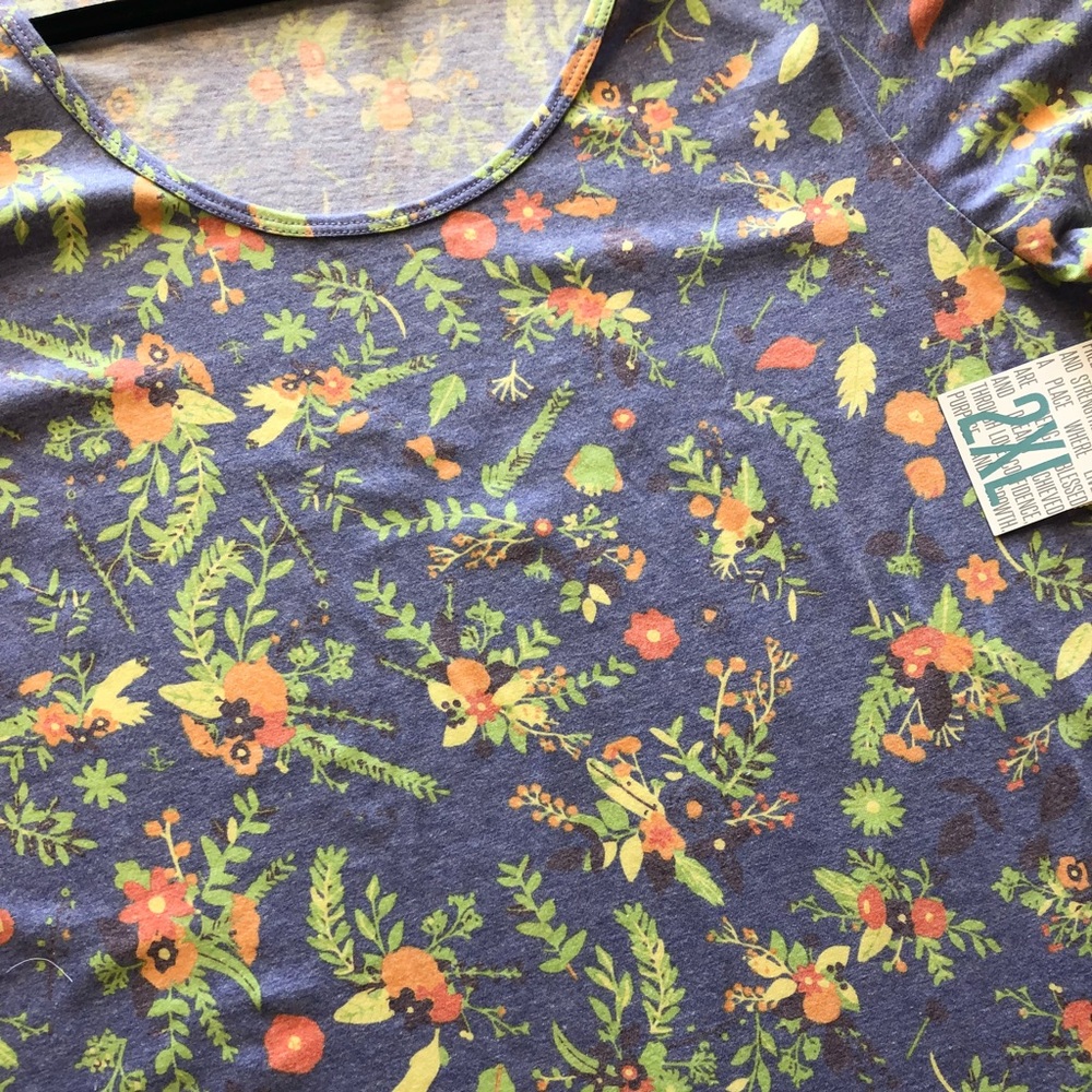 LuLaRoe Classic Tee